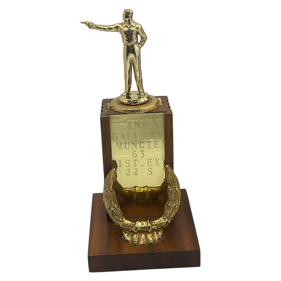 Vintage 1963 Muncie Indiana Gallery Shooting Trophies Lot of 3 Trophy Award - Picture 2 of 10